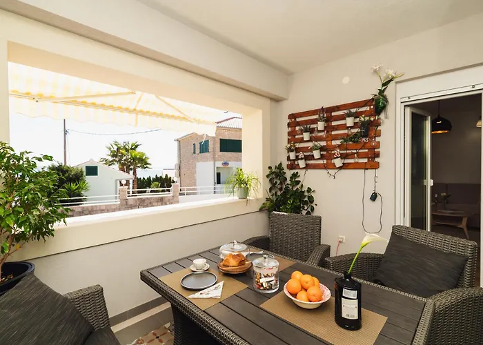 Perina Apartments